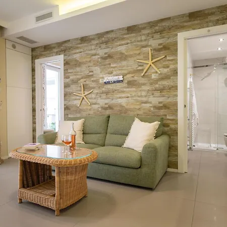 Cozy Marine With Jacuzzi - 250mt From Sea Apartment *