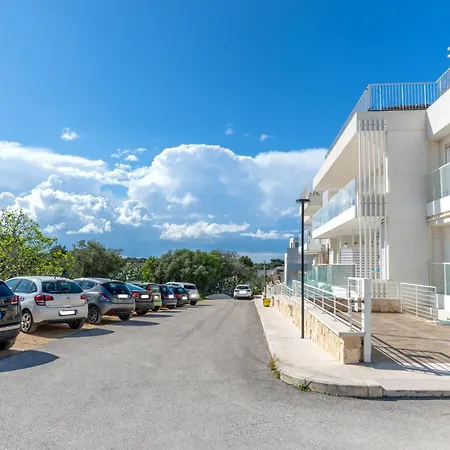 Cozy Marine With Jacuzzi - 250mt From Sea Apartment