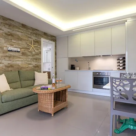 Cozy Marine With Jacuzzi - 250mt From Sea Apartment *